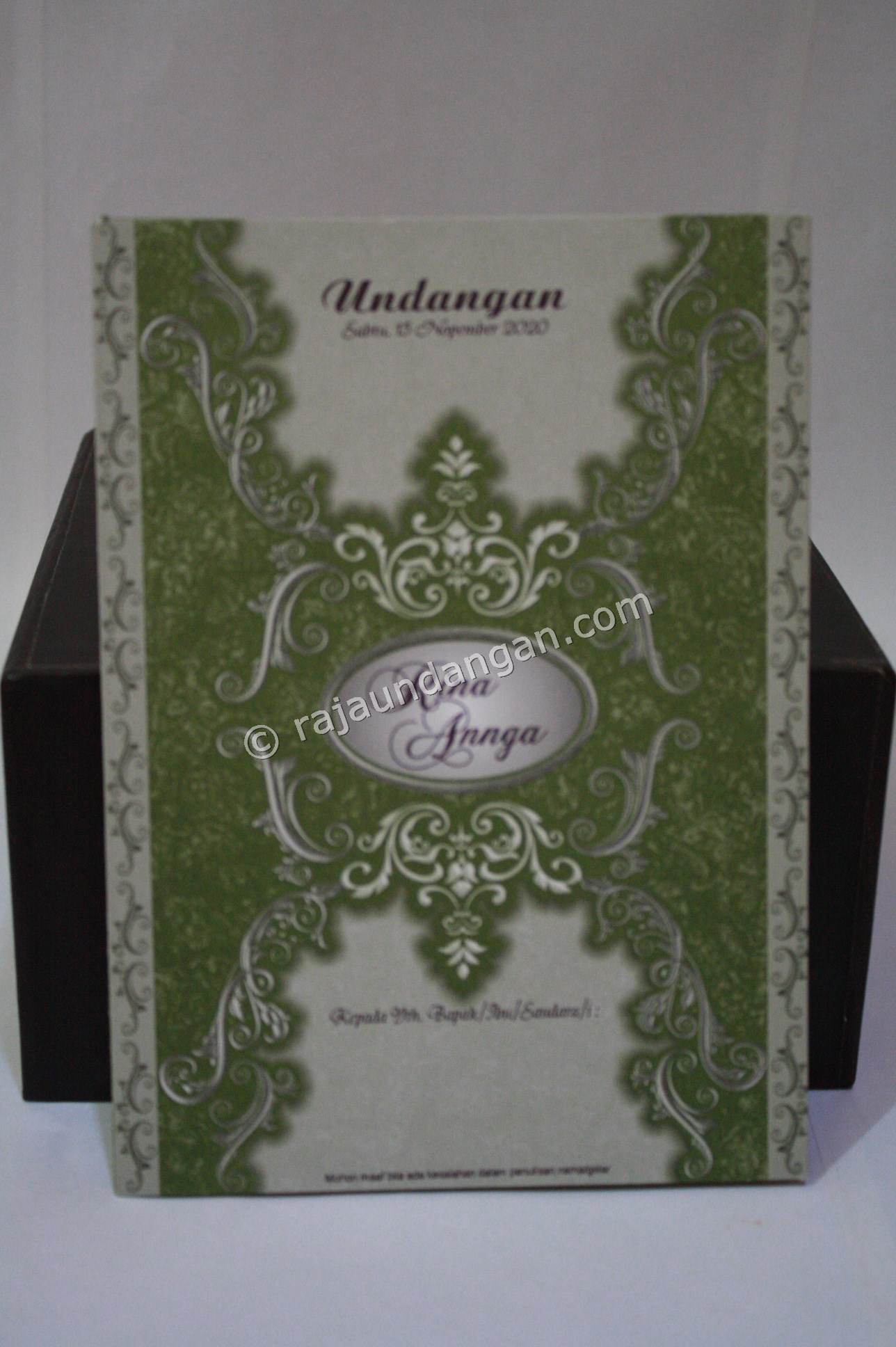 Undangan hardcover 2500 contoh undangan pernikahan corel