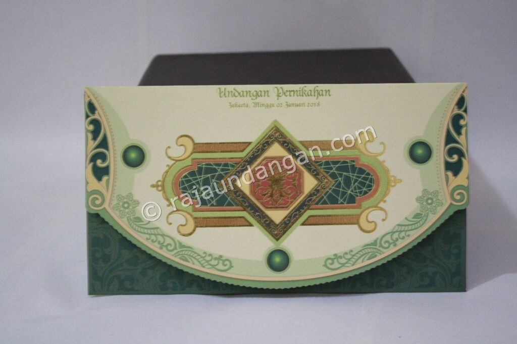 Undangan Pernikahan Softcover Jihan dan Luky Undangan Pernikahan Softcover Jihan dan Luky