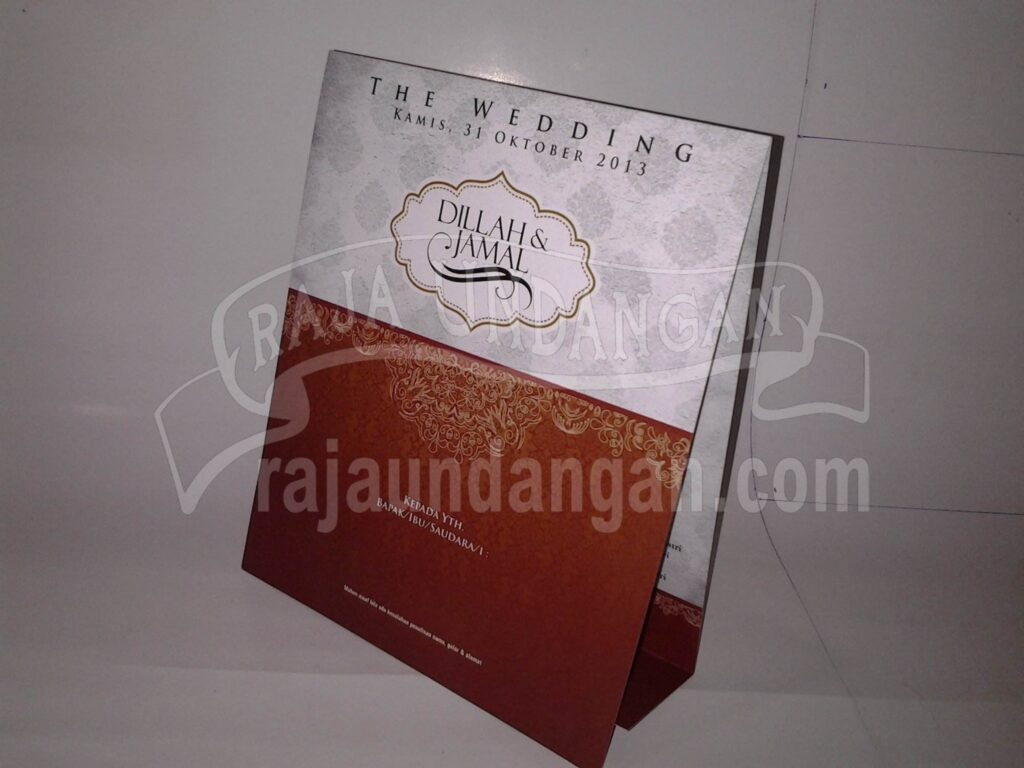 Undangan Pernikahan Softcover Dillah dan Jamal